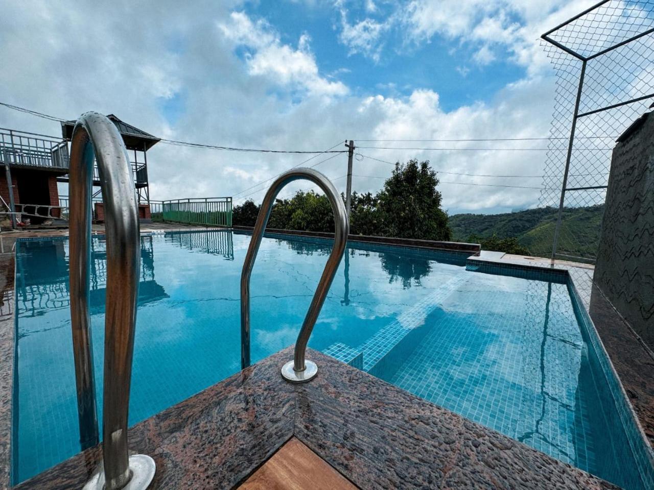 אידוקי Vaga Mist Resort Vagamon מראה חיצוני תמונה